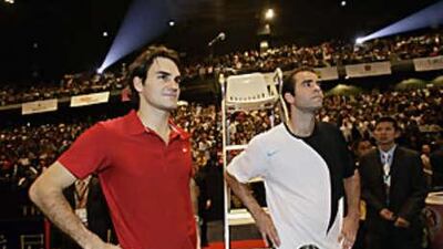 Roger Federer and Pete Sampras played in an exhibition tour in November last year.