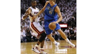 Chris Bosh, left, and Miami did not retreat often against Dirk Nowitzki in Game 1 of the Finals.