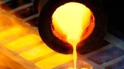 Gold prices remain vulnerable if the dollar's upward trend resumes.