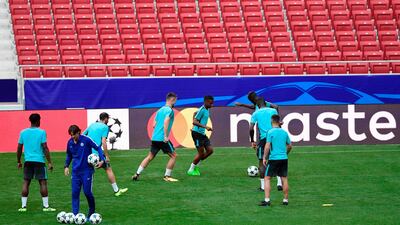 Chelsea's players take part in a training session at the Wanda Metropolitano stadium. Javier Soriano / AFP