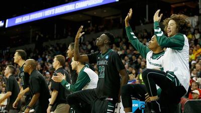 SPOKANE, WA - MARCH 18: The Hawaii Warriors bench celebrates in the closing mintues against the California Golden Bears during the first round of the 2016 NCAA Men's Basketball Tournament at Spokane Veterans Memorial Arena on March 18, 2016 in Spokane, Washington. Ezra Shaw/Getty Images/AFP== FOR NEWSPAPERS, INTERNET, TELCOS & TELEVISION USE ONLY ==