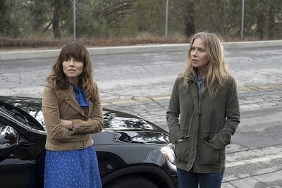 Christina Applegate and Linda Cardellini star in Netflix's 'Dead to Me'. IMDB