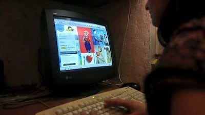 With a population of 1 billion, India is a huge revenue source for online retailers only if they can solve delivery problems.