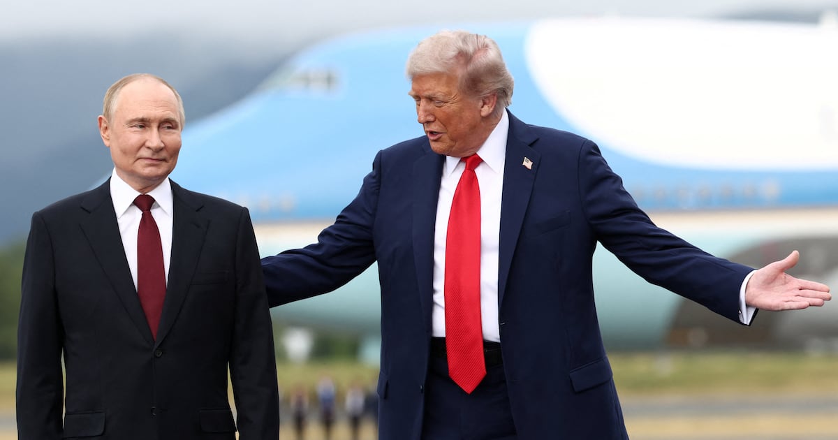 Trump and Putin arrive in Alaska for 'high-stakes' meeting