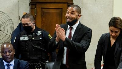 Smollett speaks to judge James Linn after his sentence is read.