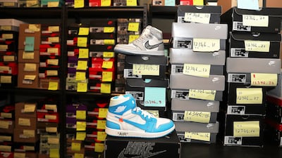 A wide variety of trainers can be purchased on the web without stepping out of your home.