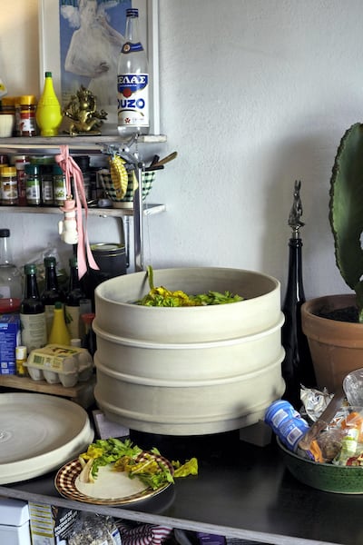 WormUp is meant to be kept indoors and is odour-free