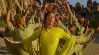 Beyonce and her dancers are all wearing a Norma Kamali design. Youtube / Beyonce