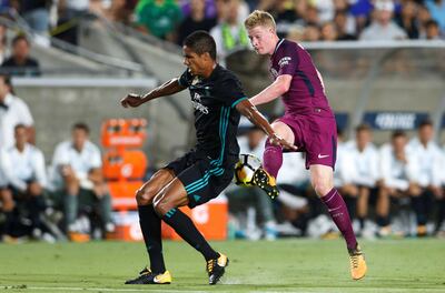 Manchester City's Kevin de Bruyne, right. Lucy Nicholson / Reuters