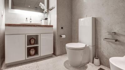 Another view of the bathroom in the apartment in the Burj Khalifa. Courtesy of Luxhabitat