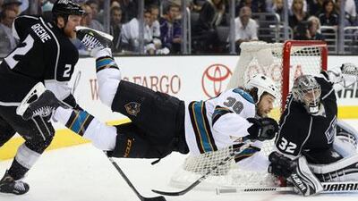 Jonathan Quick made 25 saves to keep the Los Angeles Kings in the game. Jeff Gross / Getty Images / AFP