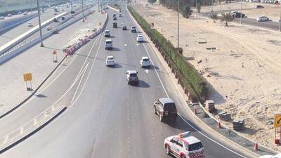 Work began in December 2014 and involved providing three lanes to enable smooth access to the junction of Qasr Al-Bahr tunnel for motorists coming from Hazza bin Zayed Street. Wam
