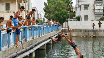 In the capital Tunis, the temperature reached 48°C, the hottest since 1982.