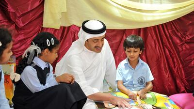 Sheikh Abdullah emphasised the importance of learning from various experiences and gaining knowledge through reading. Wam