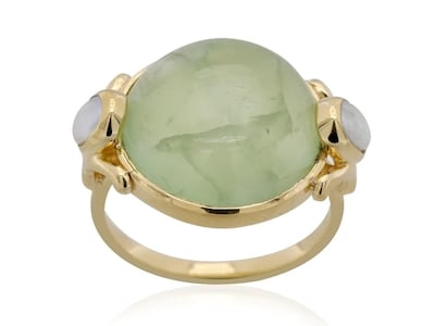 Rediscovering a piece you had forgotten about can refresh a wardrobe during a long holiday. Seen here, Prehnite ring by Jumeirah Road