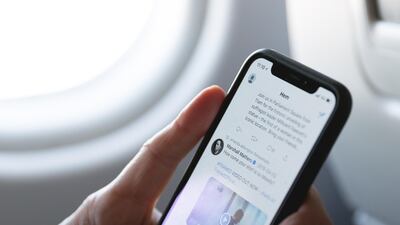 Twitter is testing a new feature that prompts users to read any website link when retweeting, not just articles.Unsplash