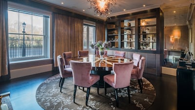 Dining room. Aston Chase