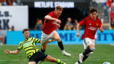 Manchester United's Facundo Pellistri takes on Arsenal's Kieran Tierney in a pre-season friendly at MetLife Stadium. Getty