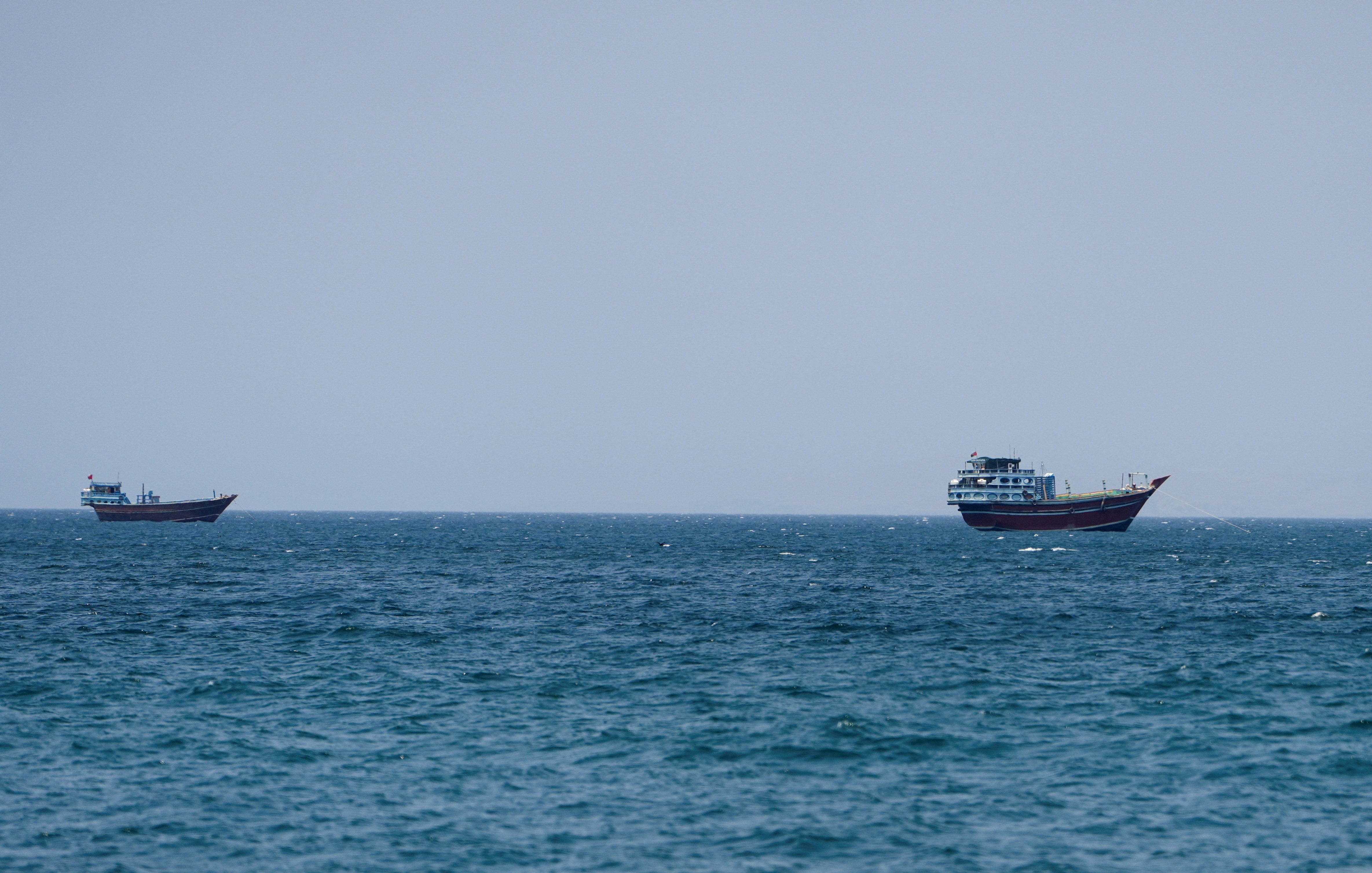 Oman steps up bid to open Strait of Hormuz as Iran widens threats