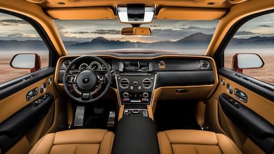 The driver can lower the air suspension from the centre console. Rolls-Royce