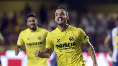 Villarreal striker Roberto Soldado celebrates after scoring against Espanyol. Domenech Castello / EPA