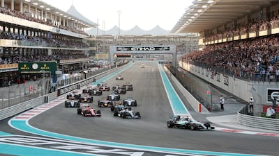 First corner of the Etihad Airways Abu Dhabi Grand Prix at Yas Marina Circuit in Abu Dhabi on November 29, 2015. Christopher Pike / The National