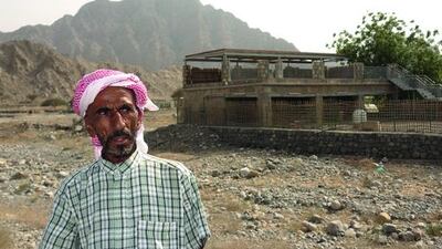 Rashed Saeed Al Qaishi, an elder who is a honey collector from Wadi Shaha.