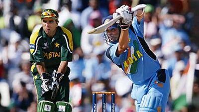 Sachin Tendulkar, right, scored 98 against Pakistan in the 2003 World Cup to lead India to a sensational win over the arch-rivals at a time when the diplomatic relations between the neighbours were at a low.