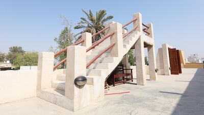 Archaeological excavations revealed the presence of an earlier mosque, dating back to the second half of the 18th century. Wam