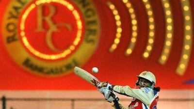 Chris Gayle hit eight sixes in his knock of 81.