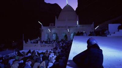 Visit to a prophet, Wadi Hadramawt, 1998.