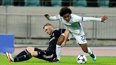 Willian in action against Qarabag’s Maksim Medvedev. David Mdzinarishvili / Reuters