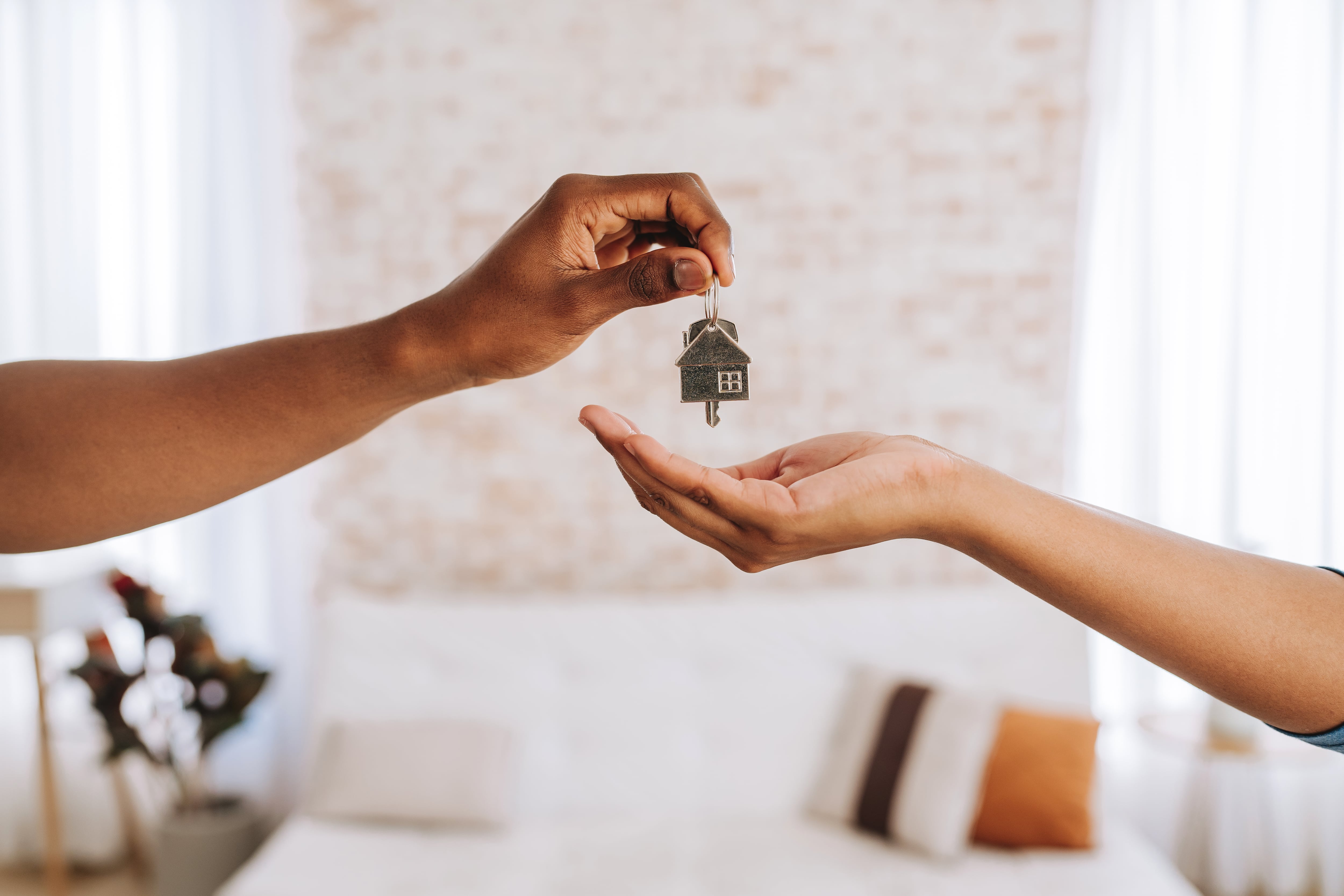 Image linked from the original feed: UAE Property: 'Can a management company block tenant's guests from staying over?'