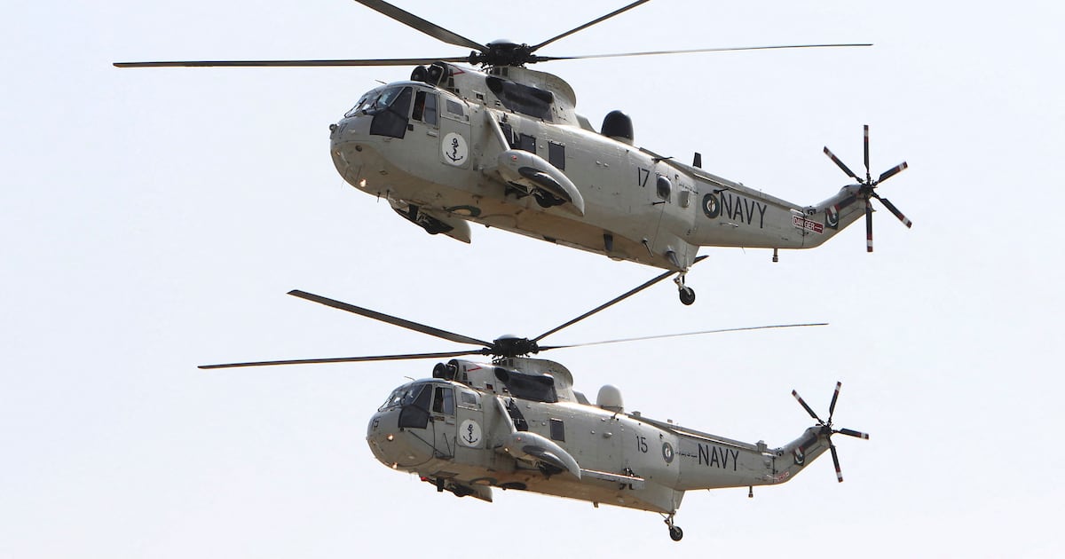 Pakistani army personnel killed in helicopter crash in Kashmir region ...