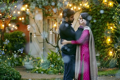 Emraan Hashmi and Vidya Balan in Hamari Adhuri Kahani. Photo: IANS