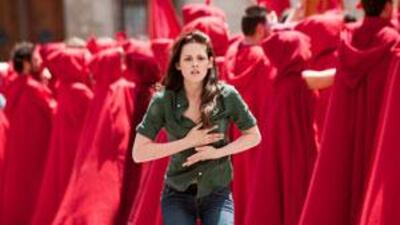 The soundtrack to the new film The Twilight Saga: New Moon went to the top of the Billboard chart.