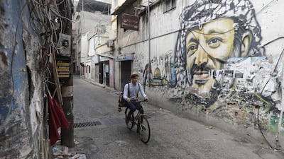 He grooms between five to 30 customers a day.