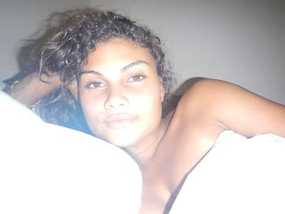 Taylor had thick, dark, curly hair growing up. Yasmin Taylor / Instagram