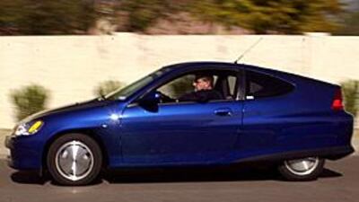 The Insight recorded great fuel economy figures but failed to attract significant attention from buyers.