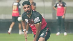 Former Pakistan spinner Zafar Gohar bowls in training during the recently concluded ILT20. Photo: Desert Vipers