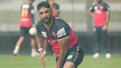 Former Pakistan spinner Zafar Gohar bowls in training during the recently concluded ILT20. Photo: Desert Vipers