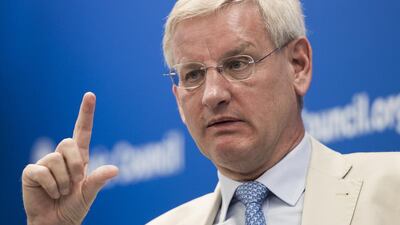 European governments are too small to handle the challenges they face on their own and they understand this trend, says Carl Bildt. Saul Loeb / AFP