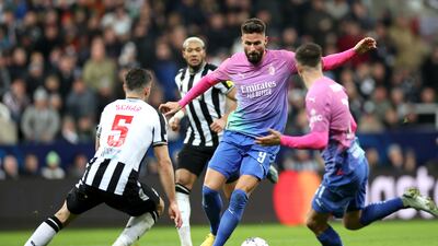 Showed great vision to pick out Pulisic in a crowded penalty area for the away side’s equaliser. Forced back due to the homeside’s dominance and was mostly reduced to winning headers from long balls. EPA