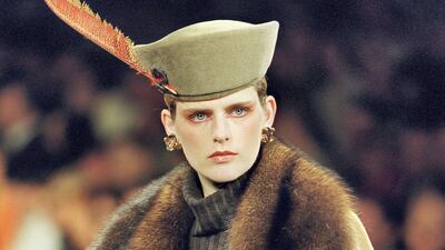 Stella Tennant presents a creation for Yves Saint Laurent, in July 2001, as part of the winter 2001/2002 haute couture collections. AFP