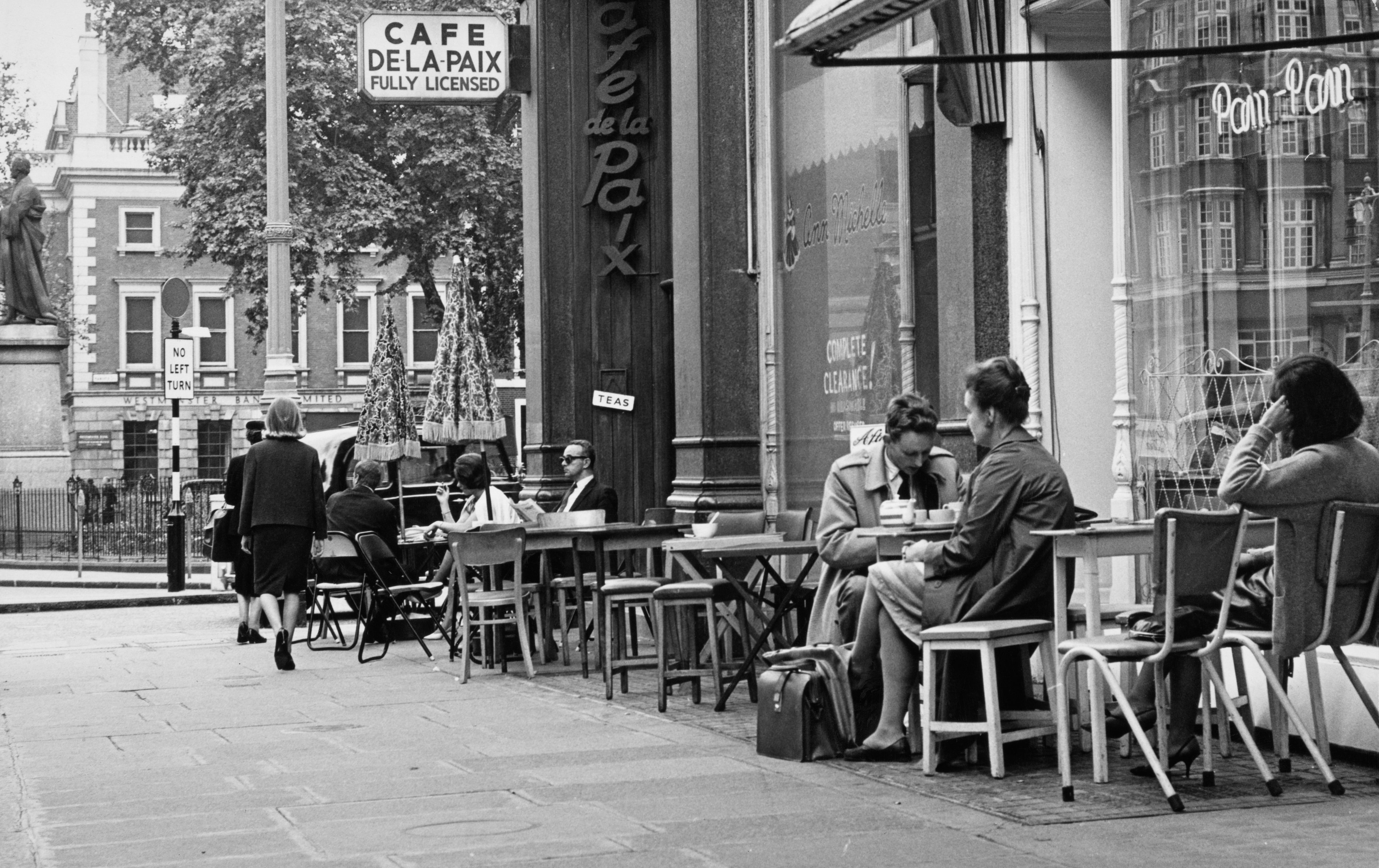 A view of 1960s Mayfair, where Peter Allen would meet his Iraqi and Egyptian contacts. Getty Images