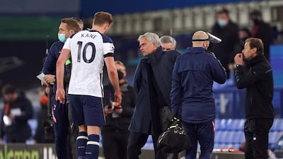 Harry Kane walks off the pitch after sustaining an injury. Reuters/pool
