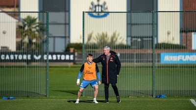 Matt Ritchie and Newcastle coach Steve Bruce.