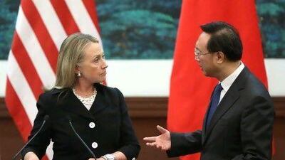 China's foreign minister Yang Jiechi met the US secretary of state Hillary Clinton in Beijing.