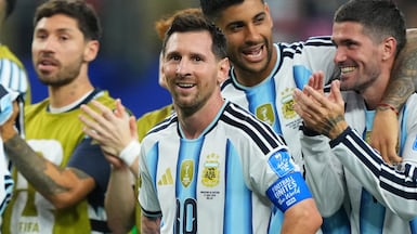 Lionel Messi of Argentina celebrates with teammates after winning the FIFA World Cup 2026 group stage match Argentina against Austria, in Dallas, USA, 22 June 2026. EPA / JEFFREY MCWHORTER