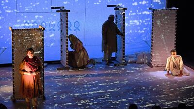 Kamala Sankaram (L) portrays Pakistani Mukhtar Mai in the opera "Thumbprint" at the Roy and Edna Disney/Calarts Theater (REDCAT) in Los Angeles, California on June 16, 2017. Fifteen years after her horrific gang rape by a local clan in her village in Pakistan, Mukhtar Mai is reliving her ordeal -- and courageousness -- through a US opera inspired by her story. Robyn Beck / AFP / AFP / Robyn Beck / TO GO WITH US-Pakistan-India-rape-opera, INTERVIEW BY Jocelyne ZABLIT